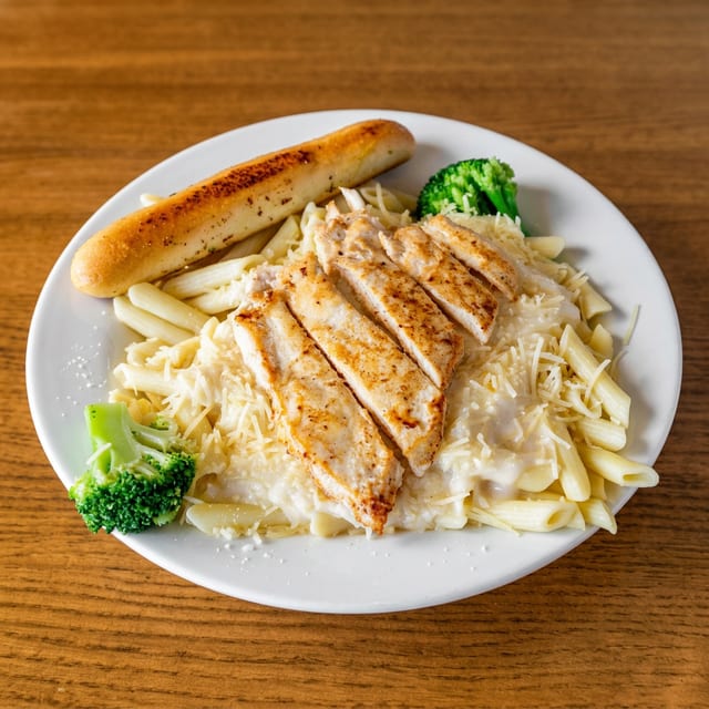 Chicken Pasta Alfredo.